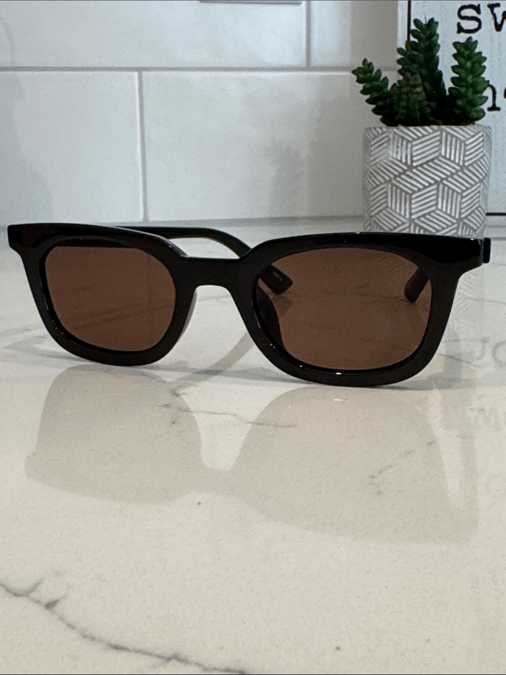 NEW! Otra eyewear Nia sunglasses